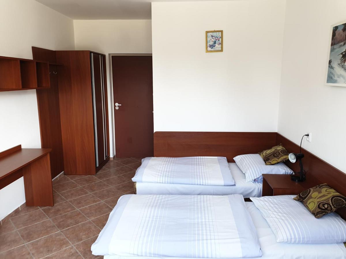 Turysta Appartement Rewal Buitenkant foto
